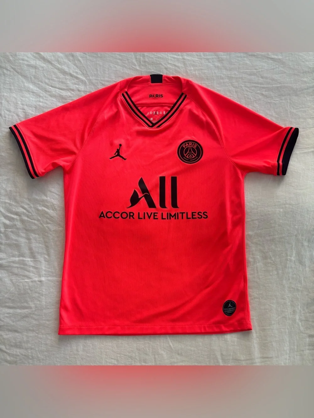 Paris Saint Germain Air Jordan 2019-2020 Away Soccer Jersey Men’s Medium